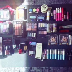 MakeUp Haul (Little Bit of Everything)