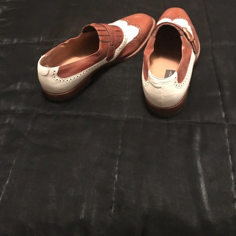 Shoes - Picture 4 of 4