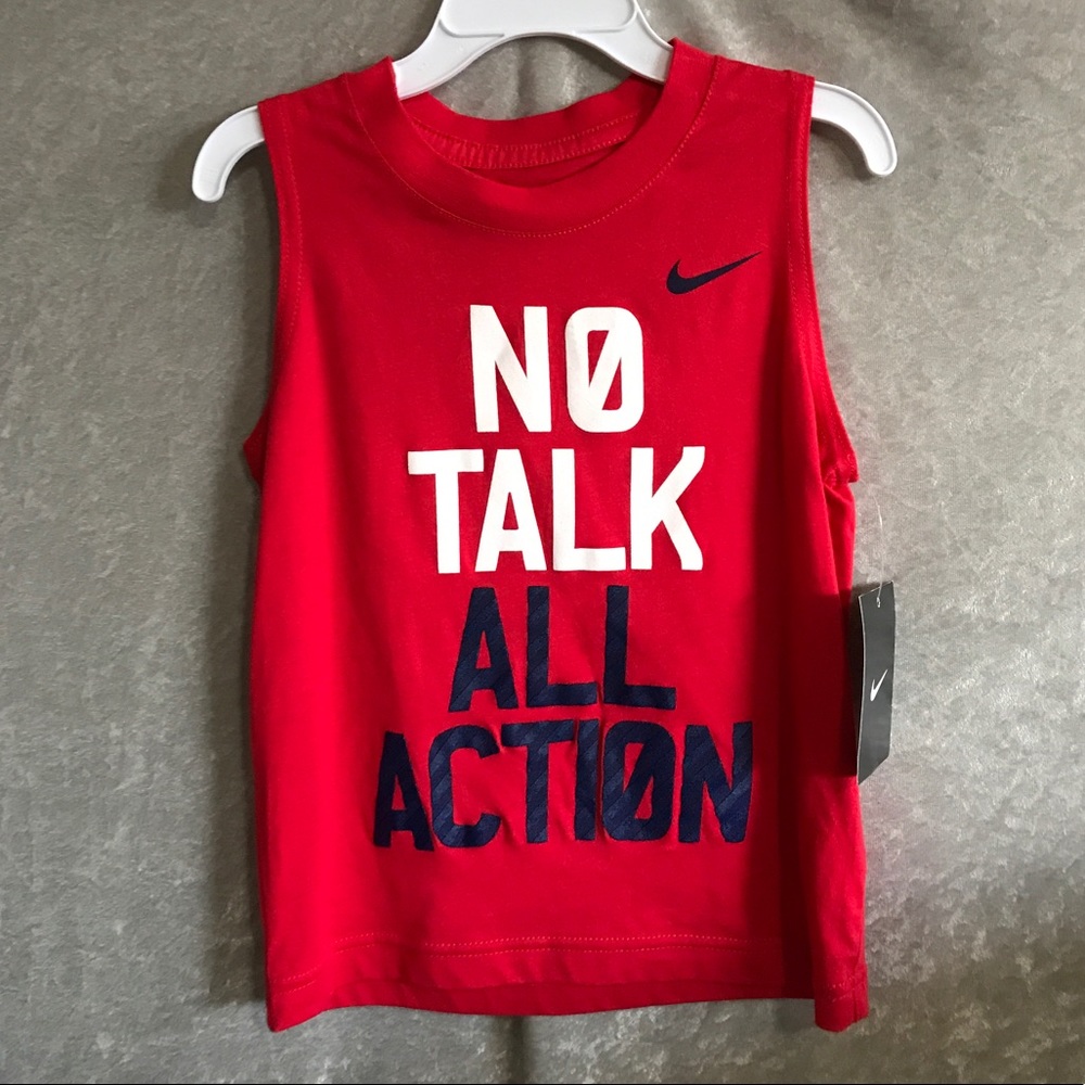 Nike shirt size 4t