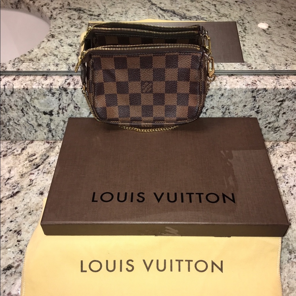 ❌SOLD❌ LOUIS VUITTON DAMIER EBENE CANVAS MINI
