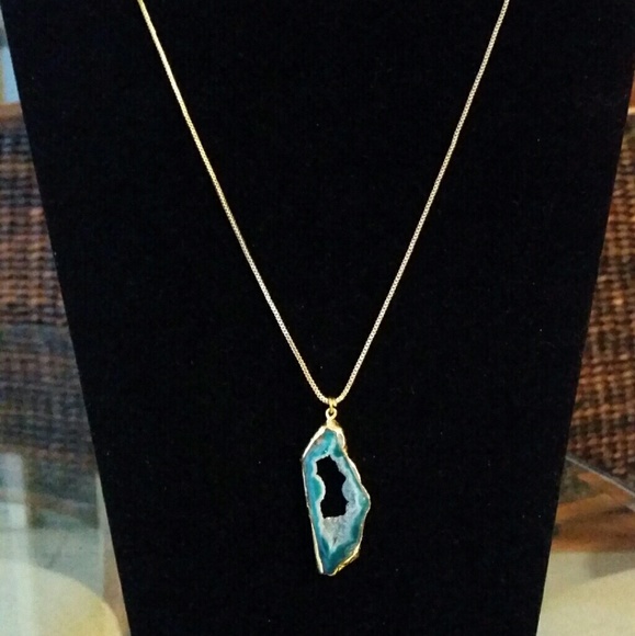 24k Gold electroplated teal agate necklace - Picture 2 of 2