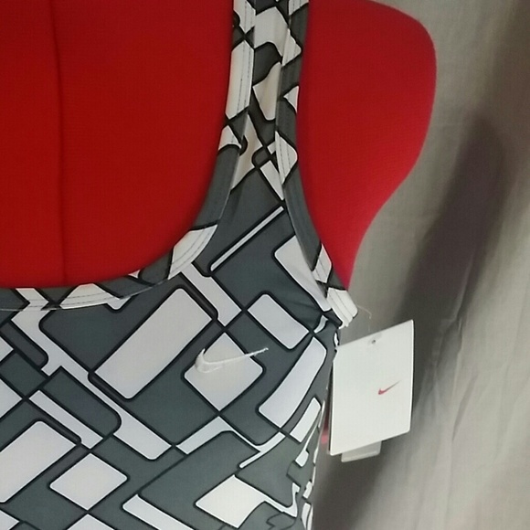 Nike exercise tops Size Medium Gray/White - Picture 2 of 4