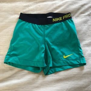 Nike Pro Gym Shorts Size M.