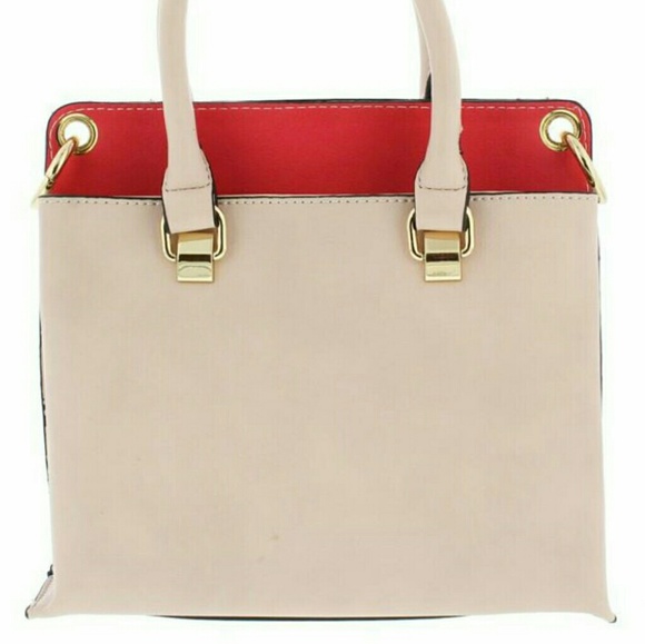Purse - Picture 1 of 1