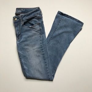 American Eagle skinny kick jeans