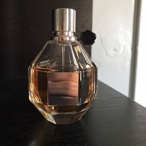 3.4 oz viktor flower bomb. Body lotion and shower