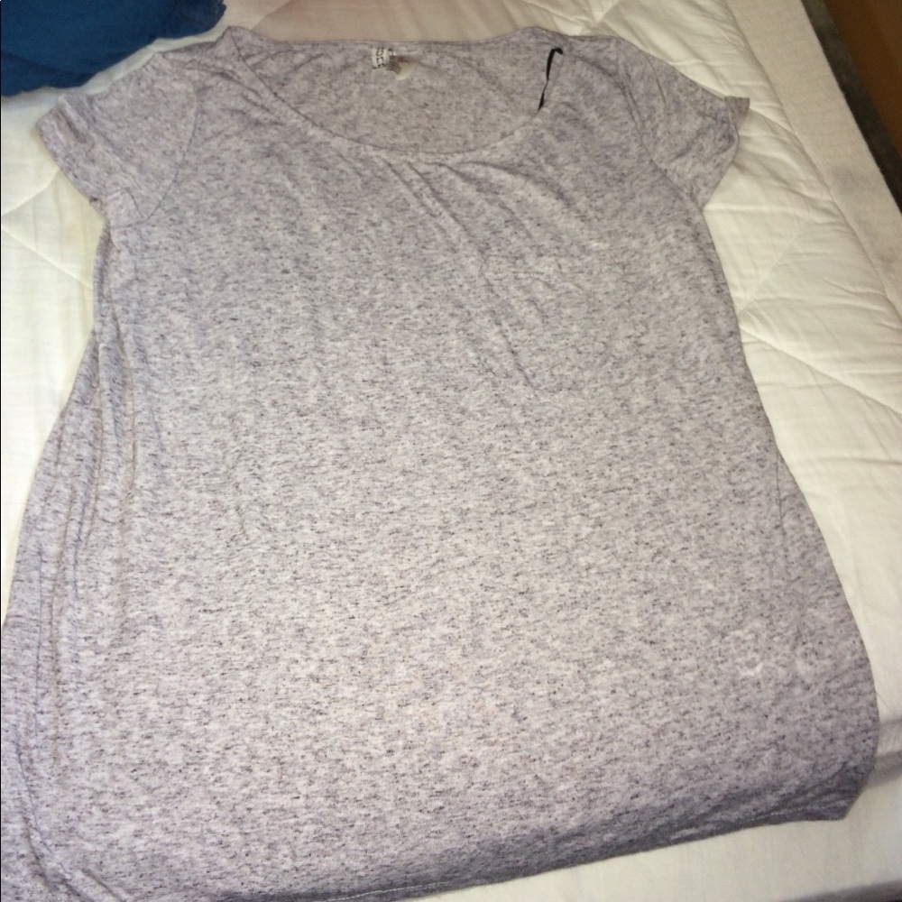 Tee shirt