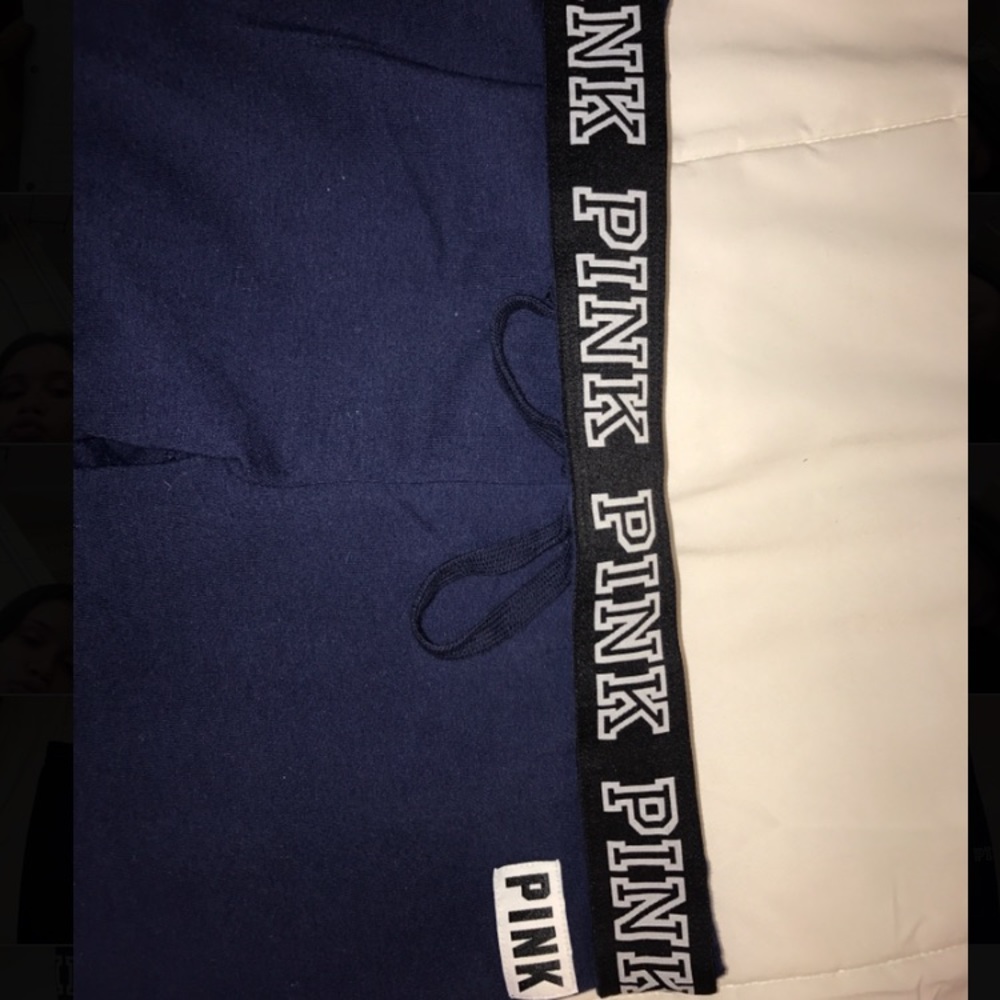Brand new never worn Victoria secret sweatpants!