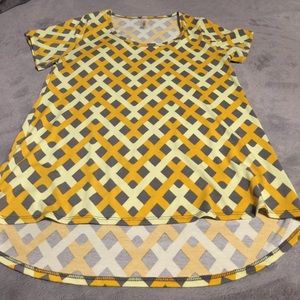 LulaRoe Classic Tee