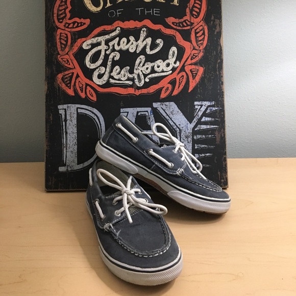 How To Clean White Sperry Canvas Shoes How To Clean White Sperry Canvas Shoes
