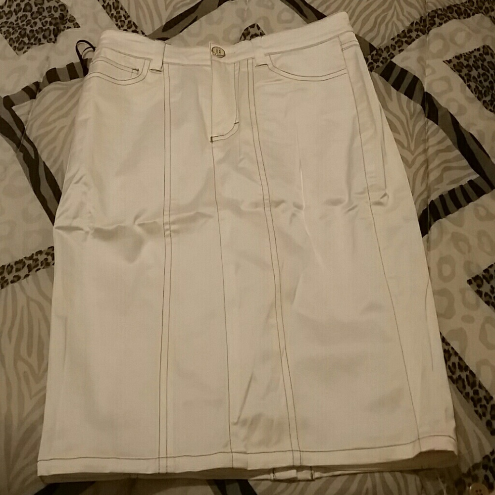 NWT Bebe Pencil Skirt