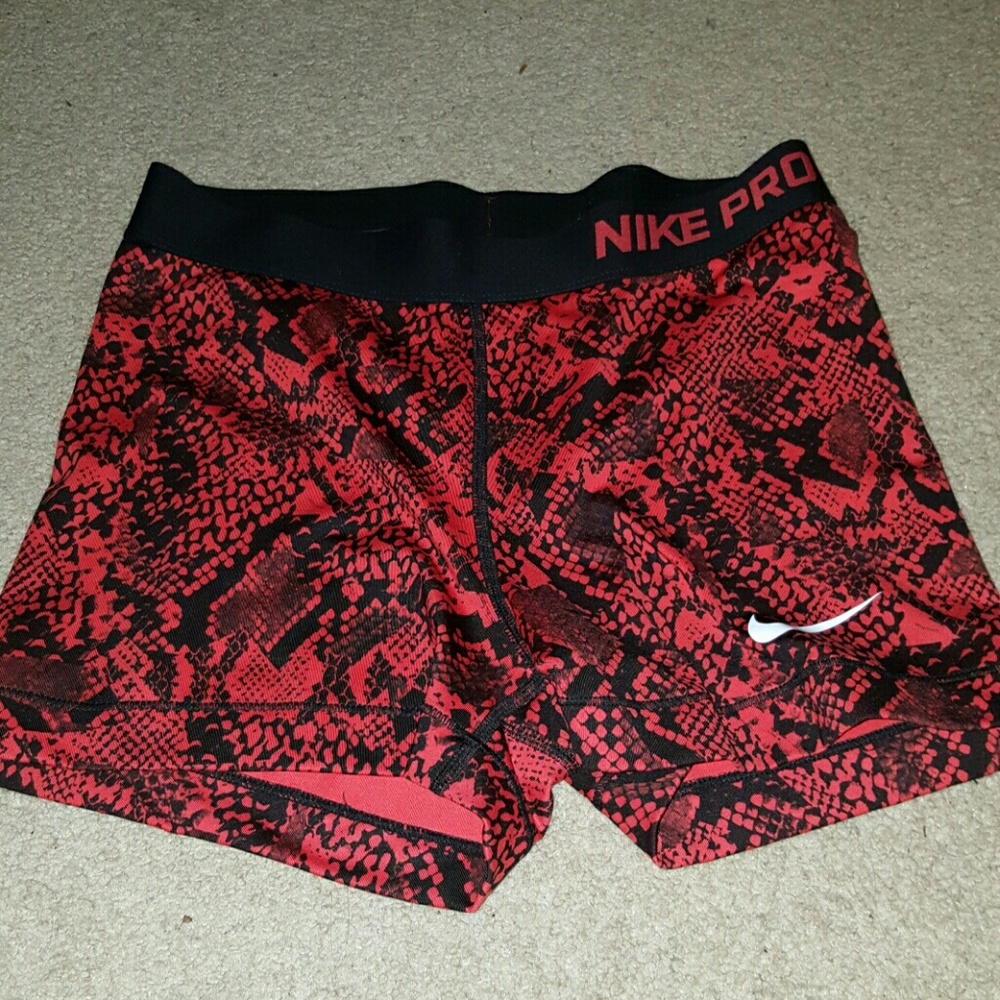 Nike pro compression shorts. - Picture 2 of 2