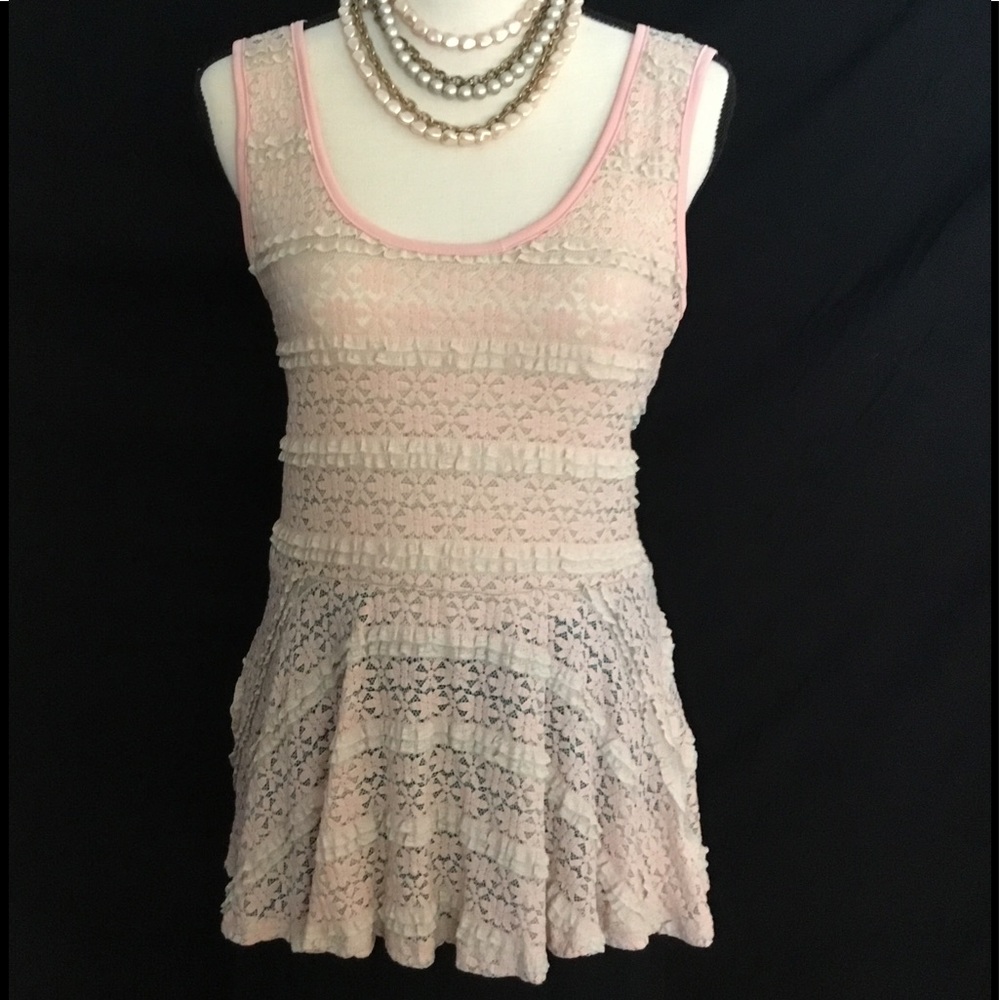 Soft Lace Pink & white Stretch Top / Tunic