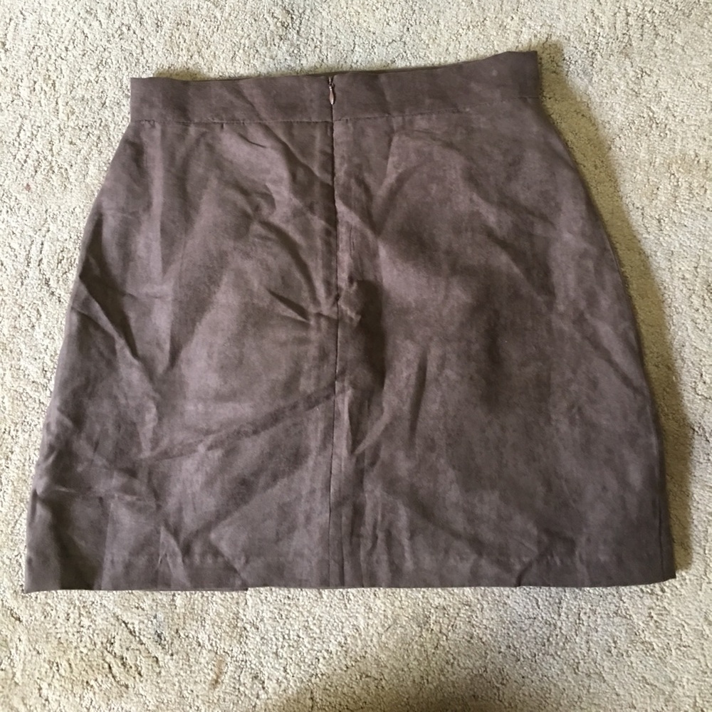 LF Suede Skirt - Picture 2 of 4
