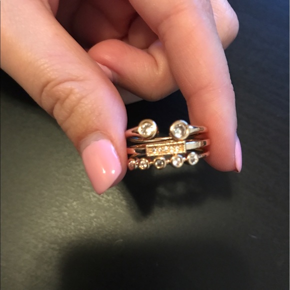 Francesca's Gold Ring Set - Picture 3 of 6