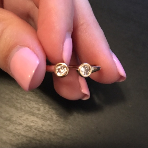 Francesca's Gold Ring Set - Picture 4 of 6