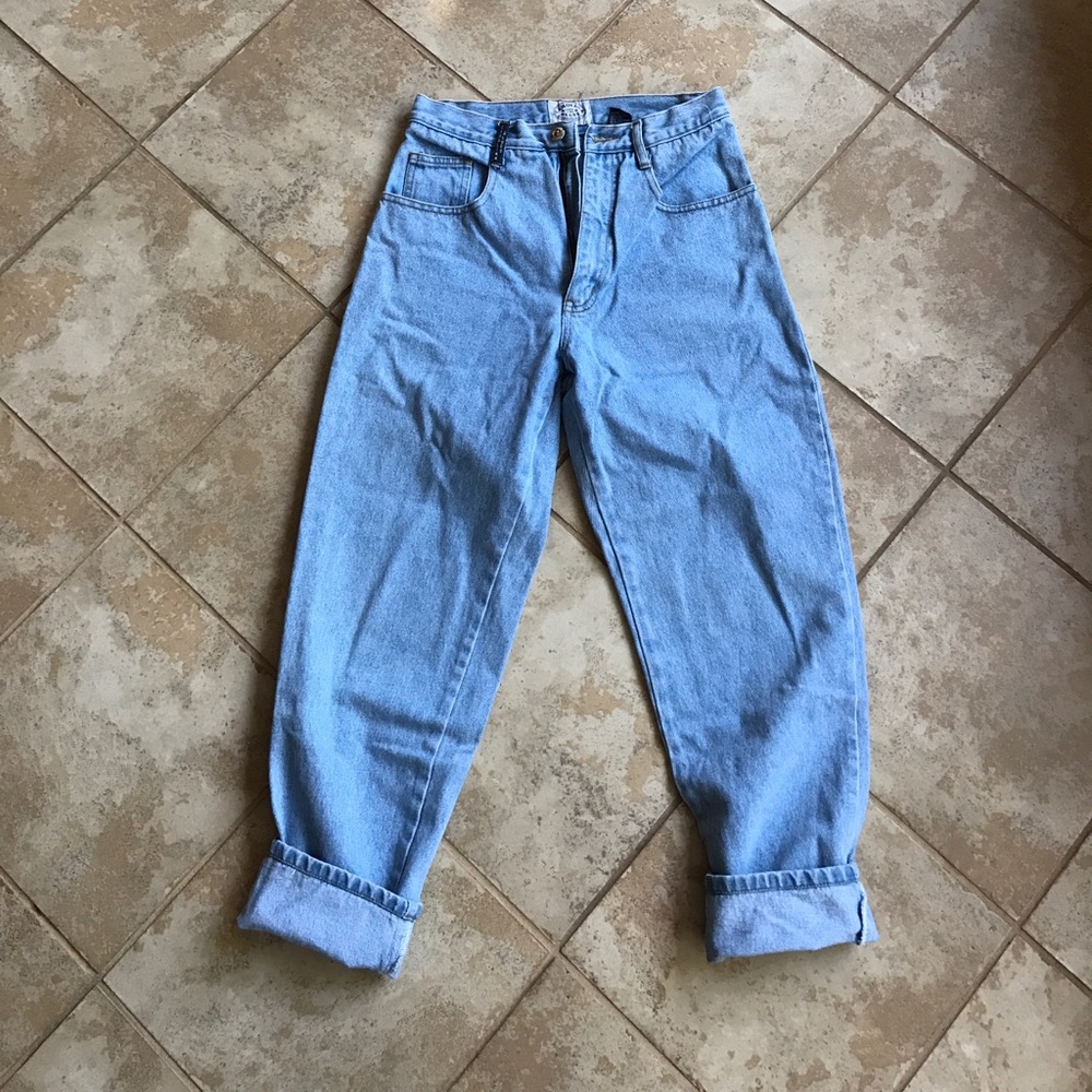 Vintage high waisted mom jeans