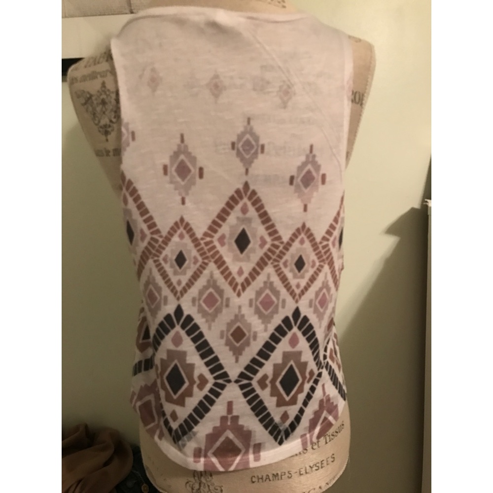 Muscle Tank - Picture 2 of 2