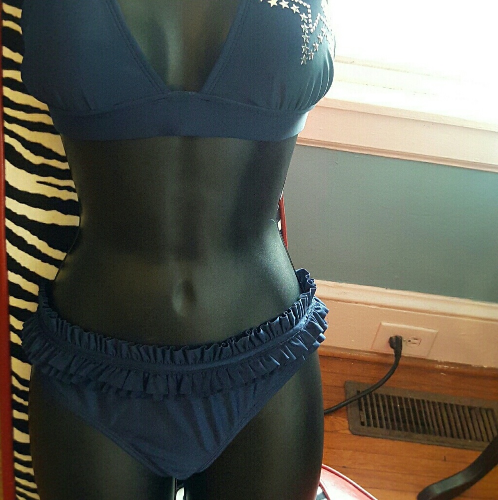 Beautiful blue.... - Picture 3 of 3