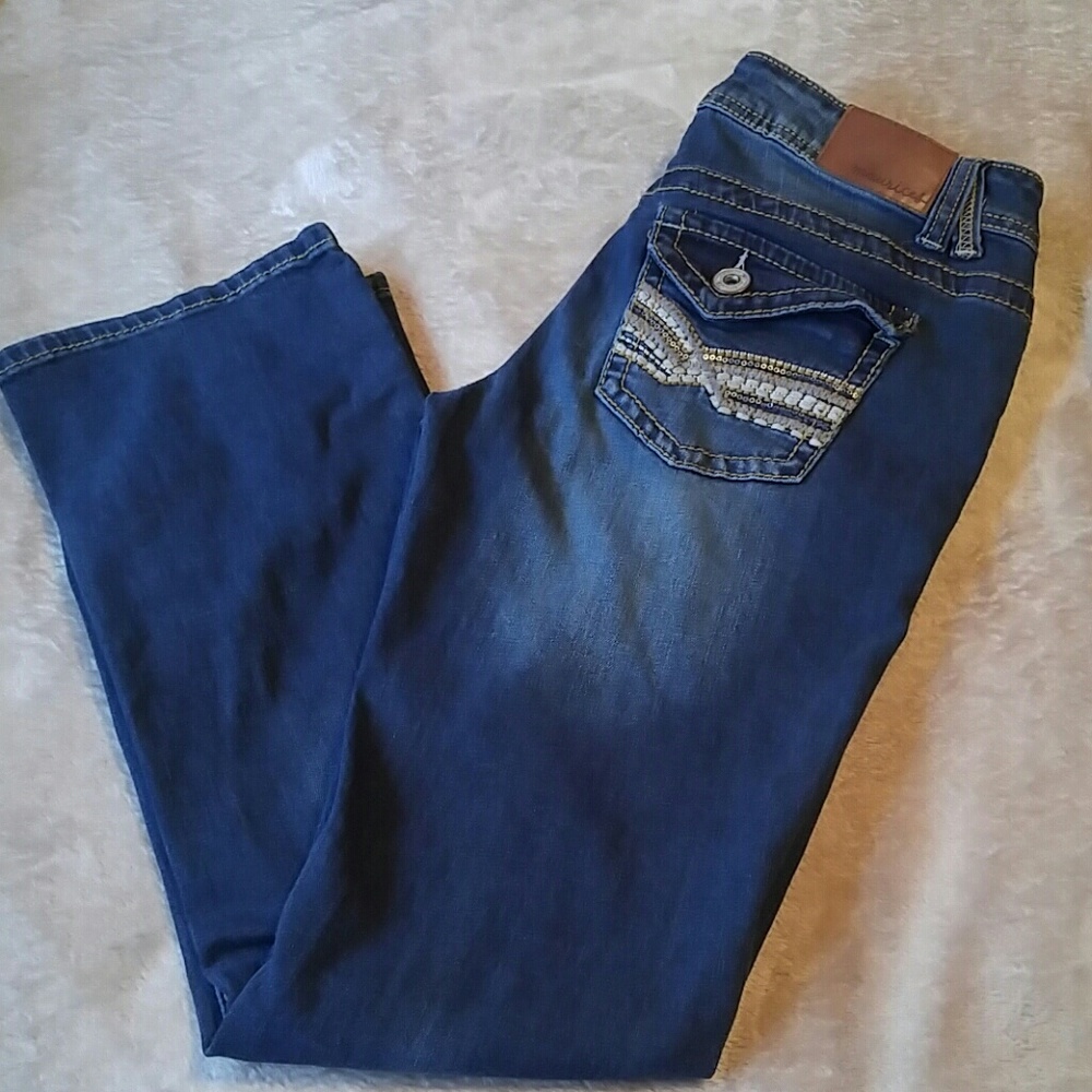 Maurices jeans