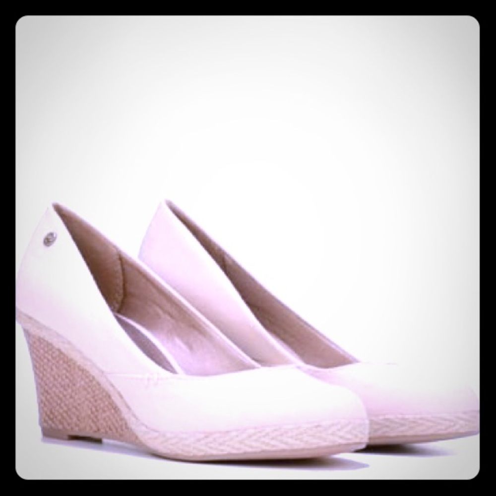 Life Stride Clementine espadrille wedges in tan