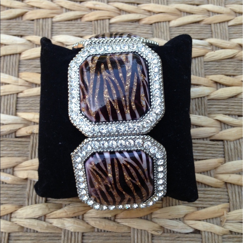 Zebra and rhinestone stretch bracelet