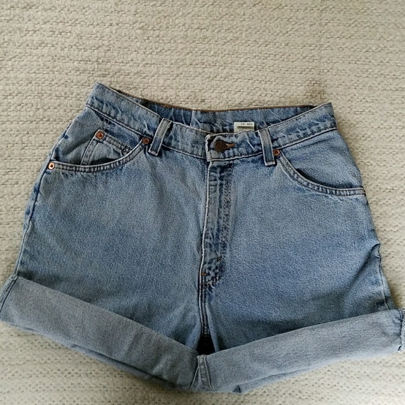 Levi's Pants - ⬇VINTAGE  RARE LEVI'S 950 HIGH WAISTED SHORTS