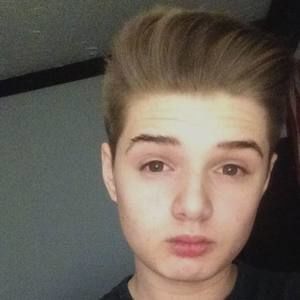 Meet your Posher, Ethan