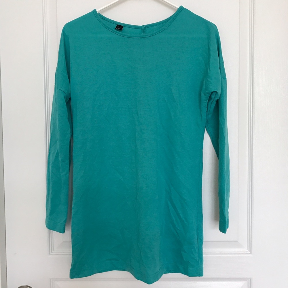 South Store Turquoise Zip Back Top (sz M)