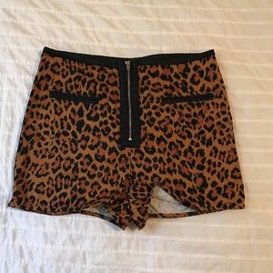 Cheetah Print High Waist Shorts!! Urban Outfitters