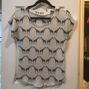 adorable giraffe top