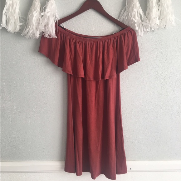 Forever 21 Dresses & Skirts - NWT Mauve Off the Shoulder Dress