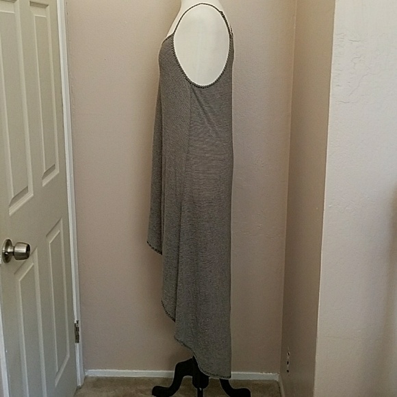 ✔SALE✔ 😙 BCBGENERATION HIGH/LOW MAXI DRESS - Picture 3 of 5