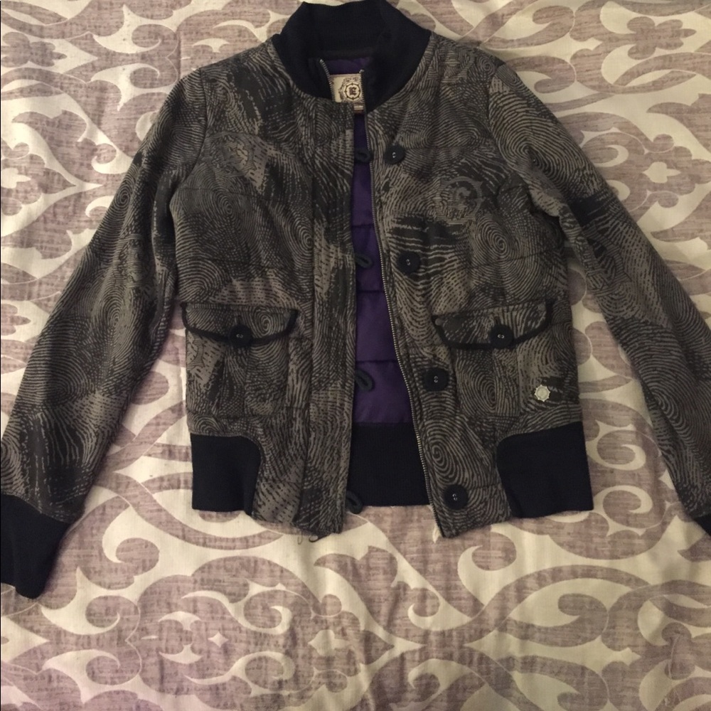 Black and grey finger print jacket
