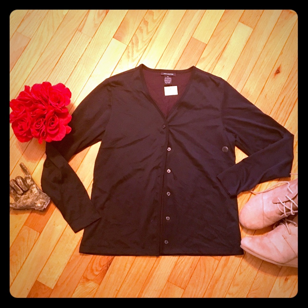 🌸The Limited Navy Button-Up🌸