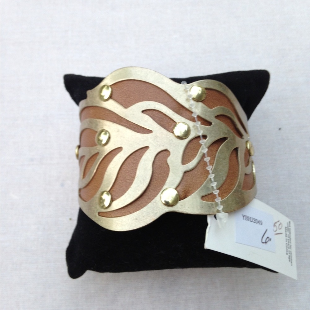 Cuff bracelet