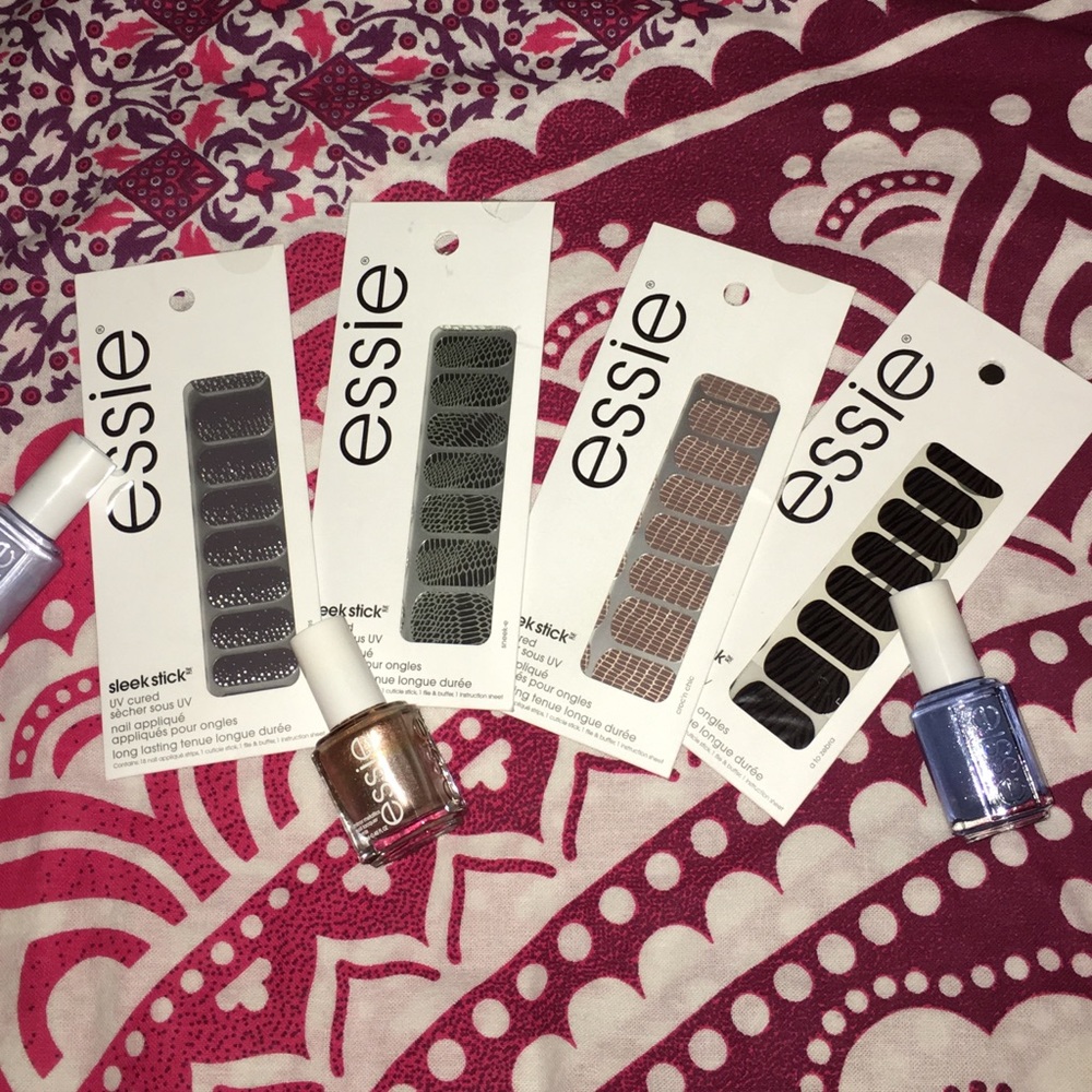 4 Essie Nail wraps