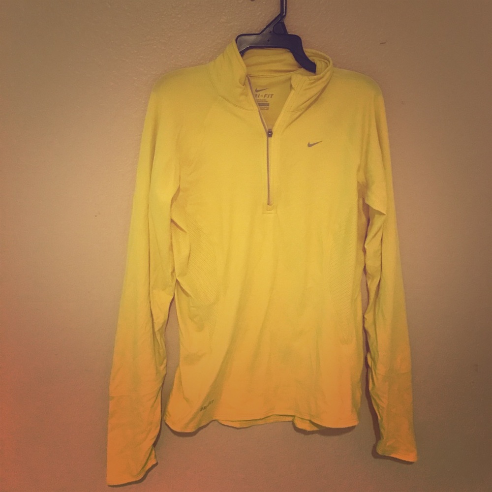 Nike Long Sleeve Dry-Fit