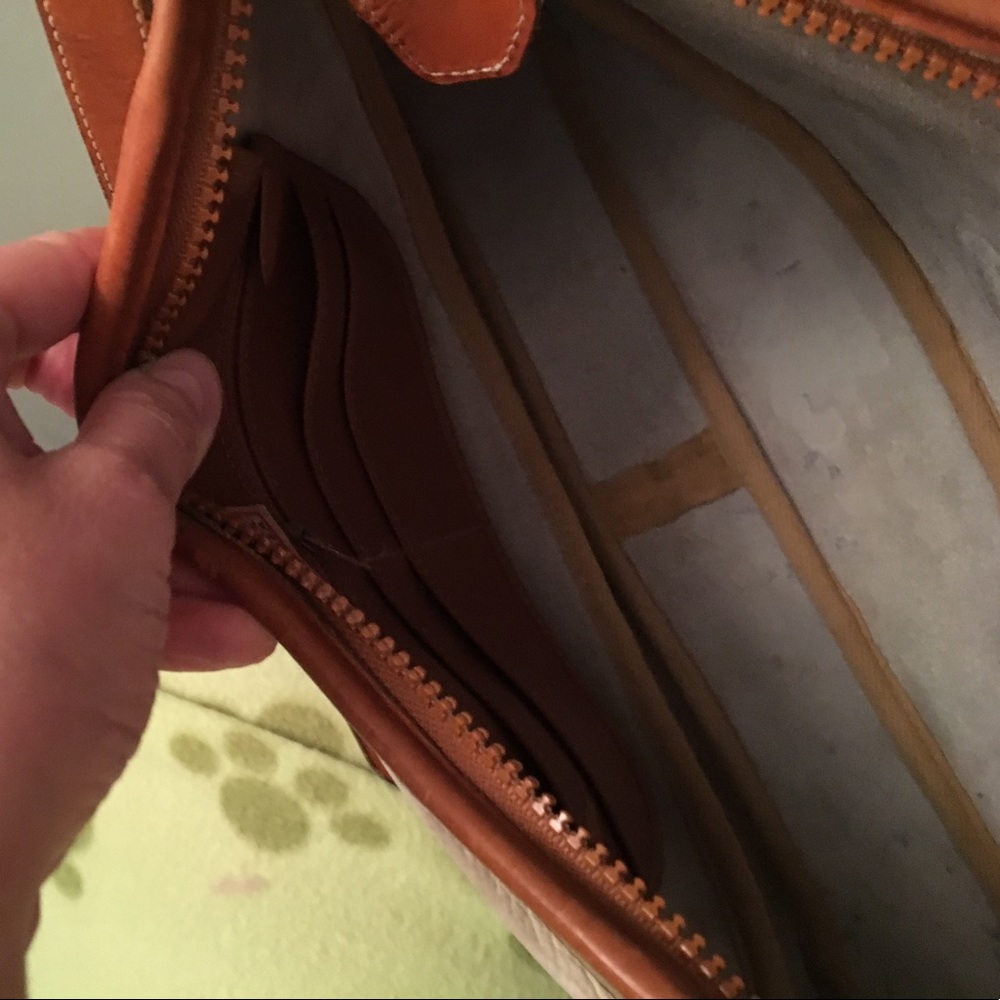 Vintage Dooney & Bourke Bag - Picture 6 of 8