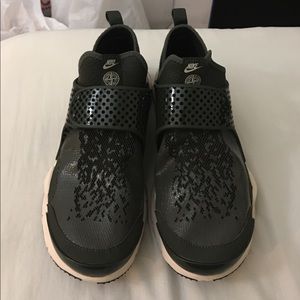Nike Sock Dart Stone Island Mid/Si