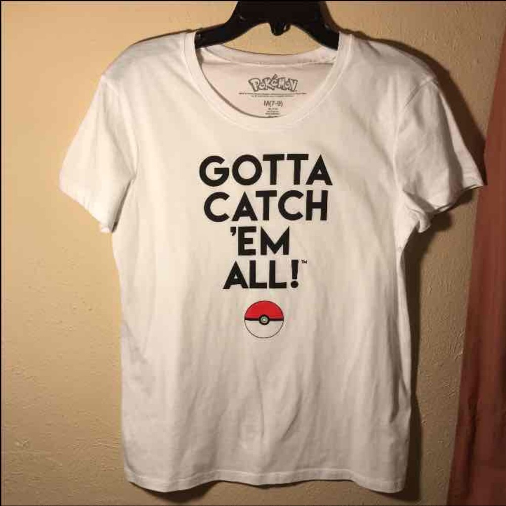 New pokemon shirt size M