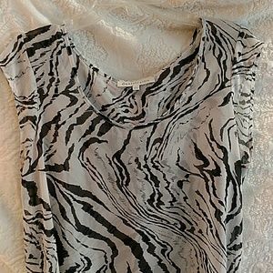 Brass Plum sheer zebra top