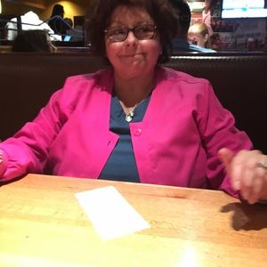 Meet your Posher, Priscilla