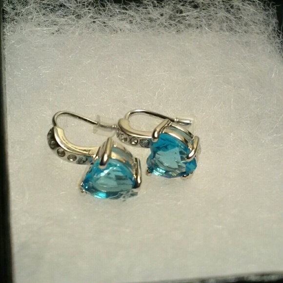 Sapphire Blue Earrings - Picture 2 of 4