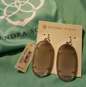 Kendra Scott Danielle Earrings