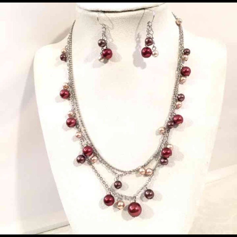 Premier Designs Pearl Necklace Earrings Set