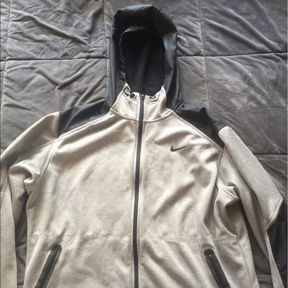 Nike Therma-Fit zip up hoodie black and grey