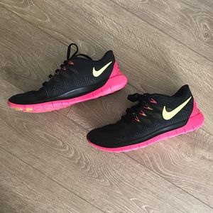 Nike Free Sneakers