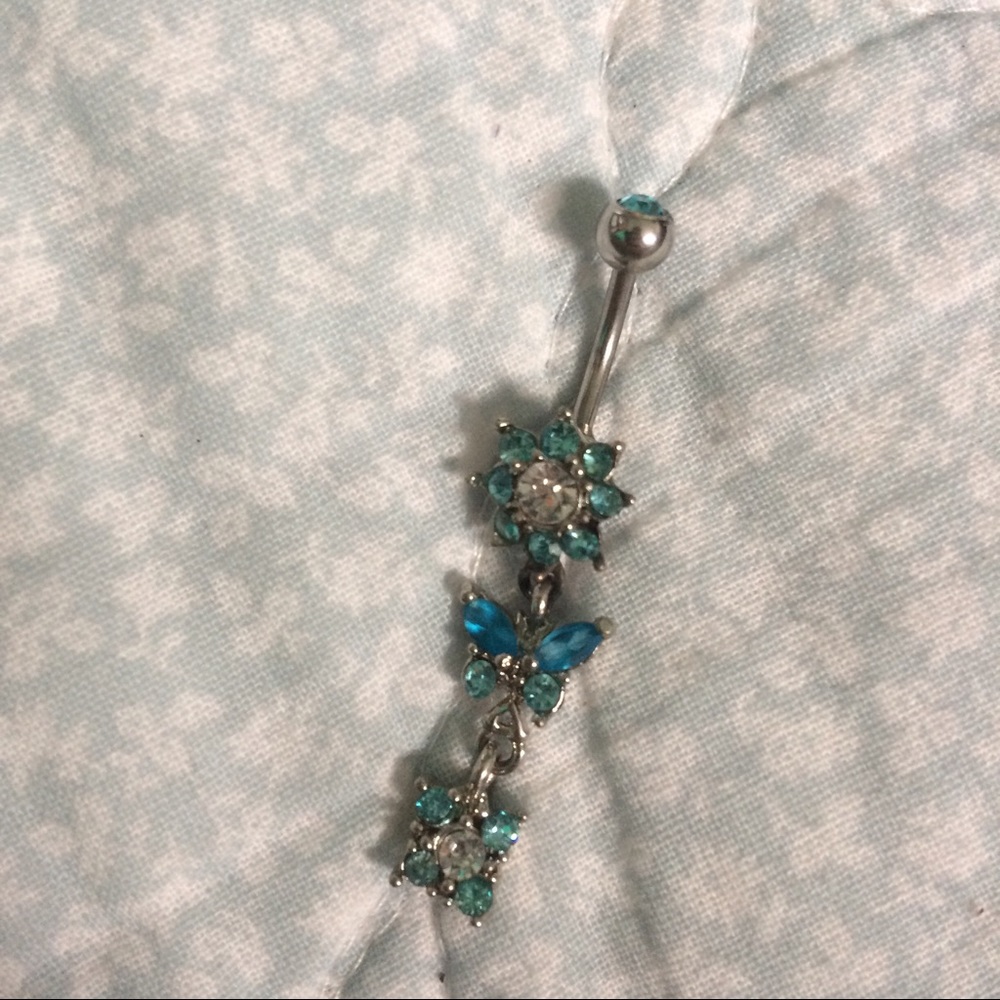 Belly button ring - Picture 2 of 4