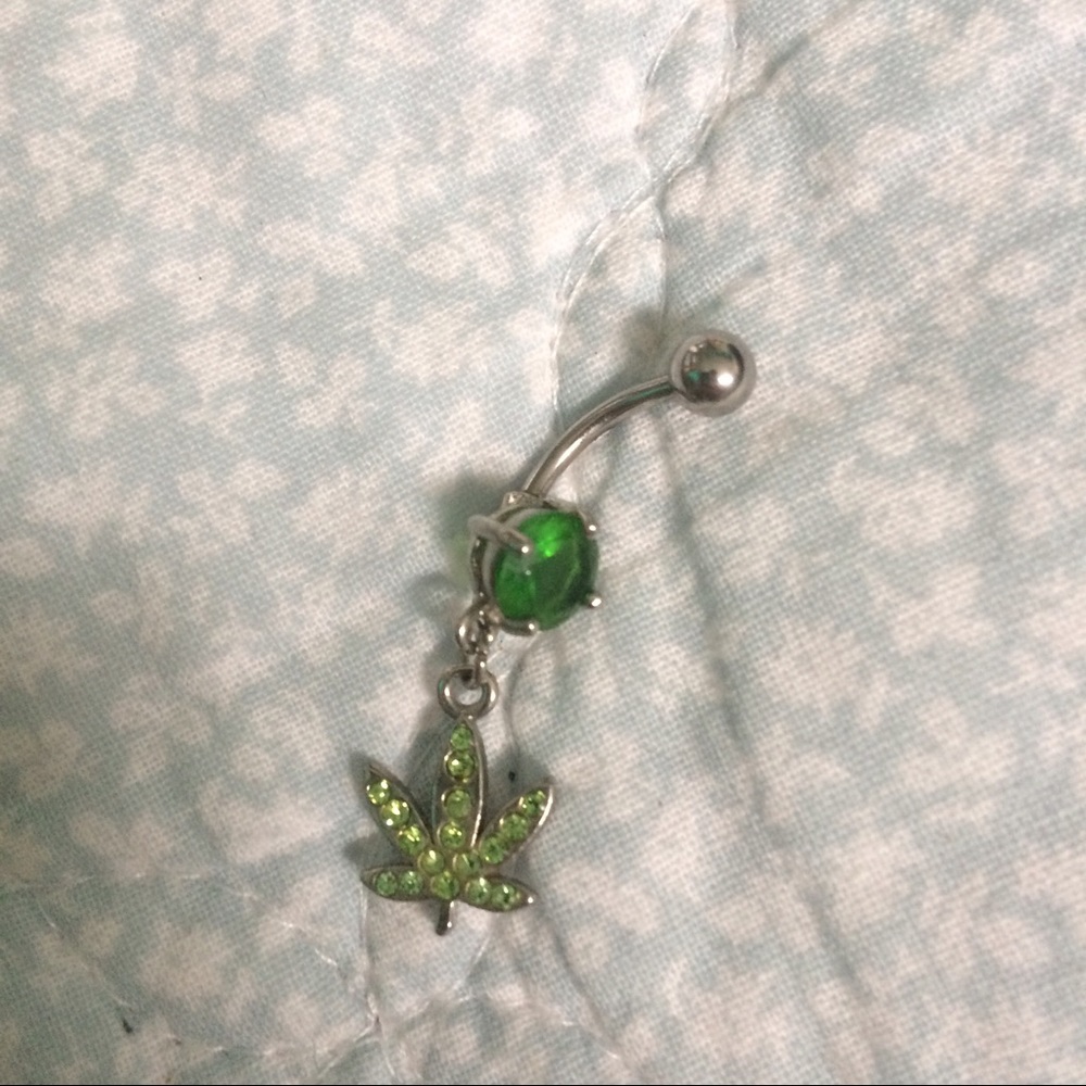 Belly button ring - Picture 3 of 4